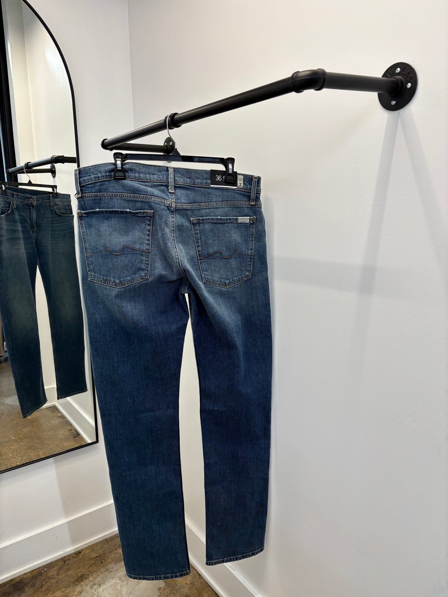 Slimmy — Slim Straight Leg