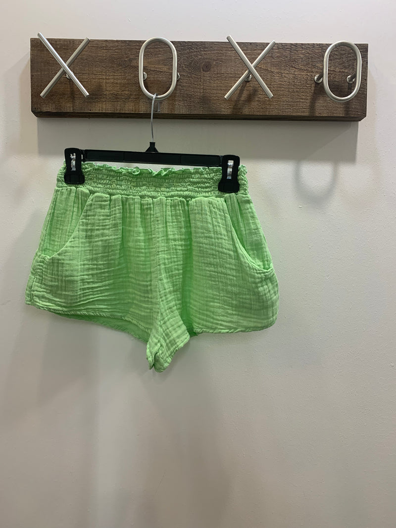 Green Cotton Solid Elastic Waist Shorts