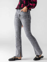 High Rise Fever Slim Flare Jean
