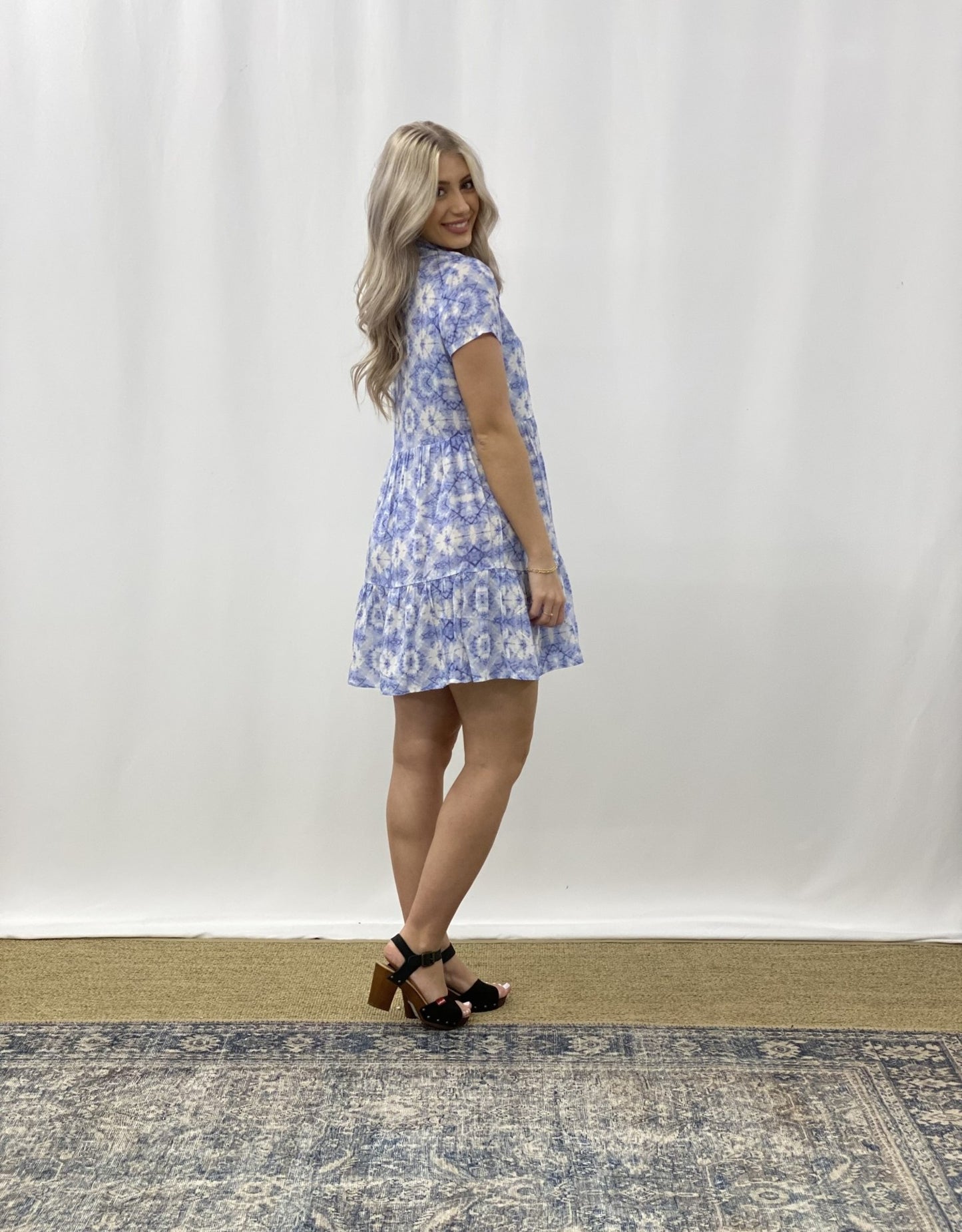 Short Sleeve Printed Button Down Collared Dress